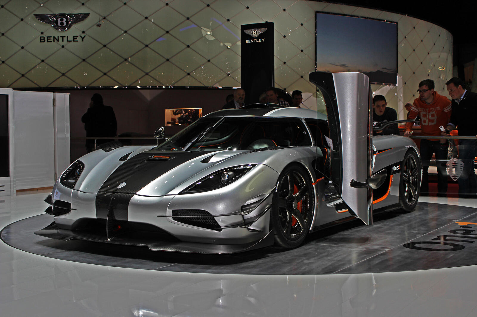 Free photo Koenigsegg 204 in silver at the museum.
