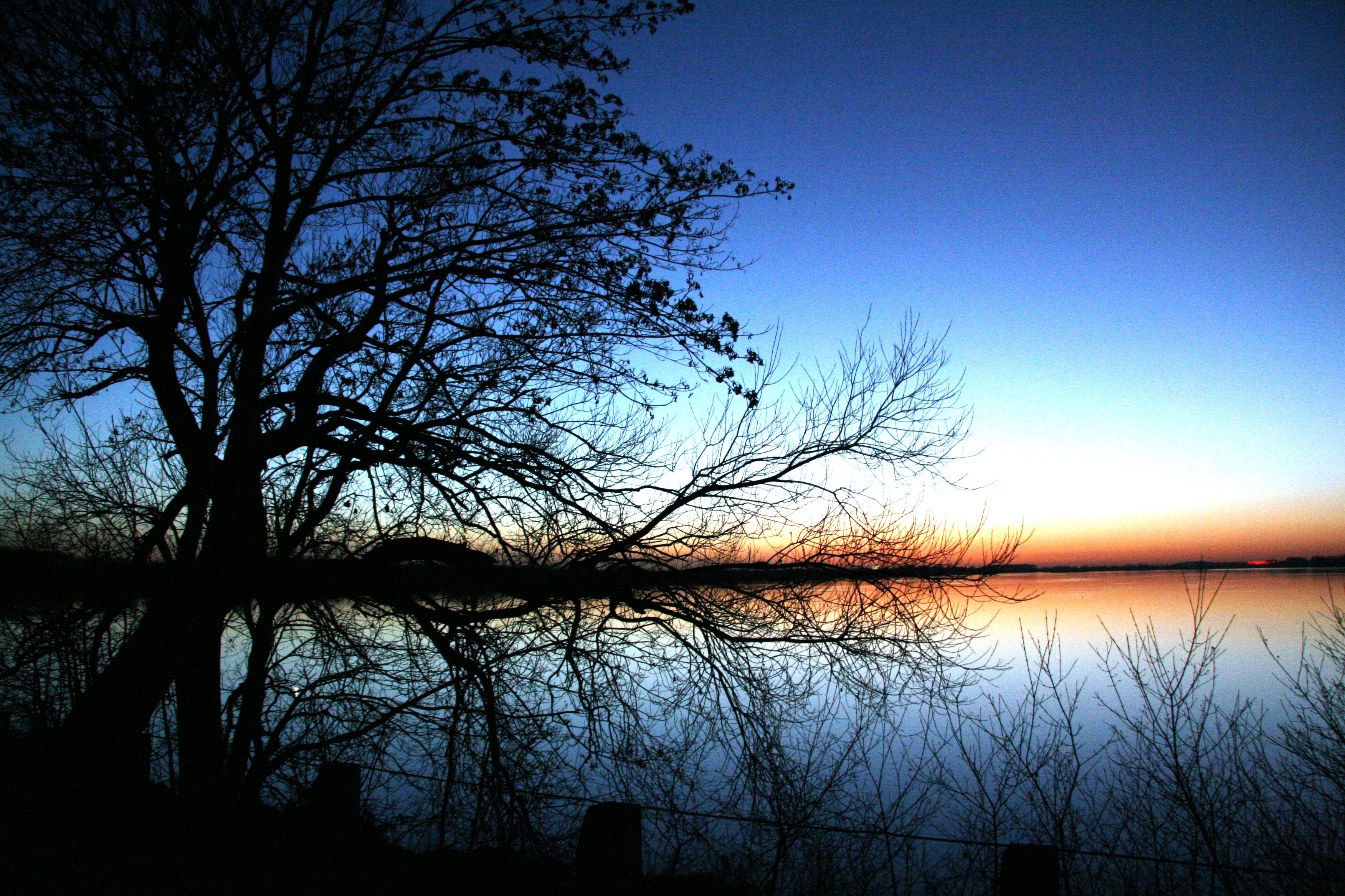 Бесплатное фото Красивый утренний рассвет