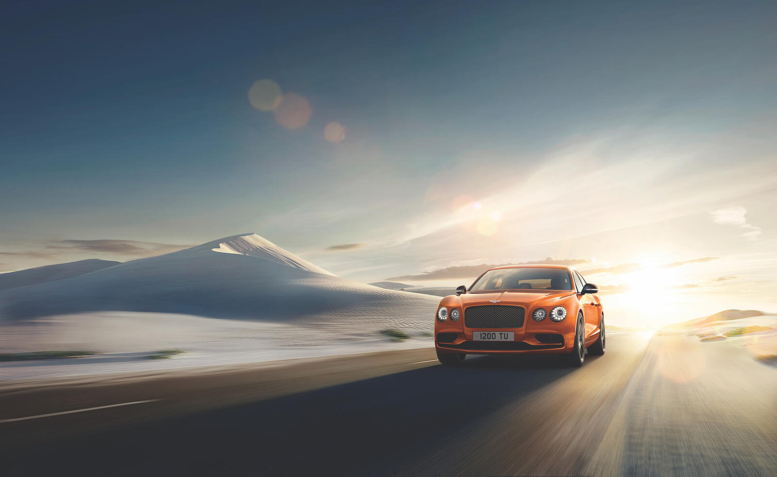 Бесплатное фото Оранжевая Bentley