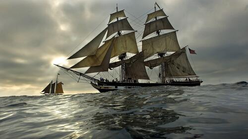 A picture of a sailing ship.