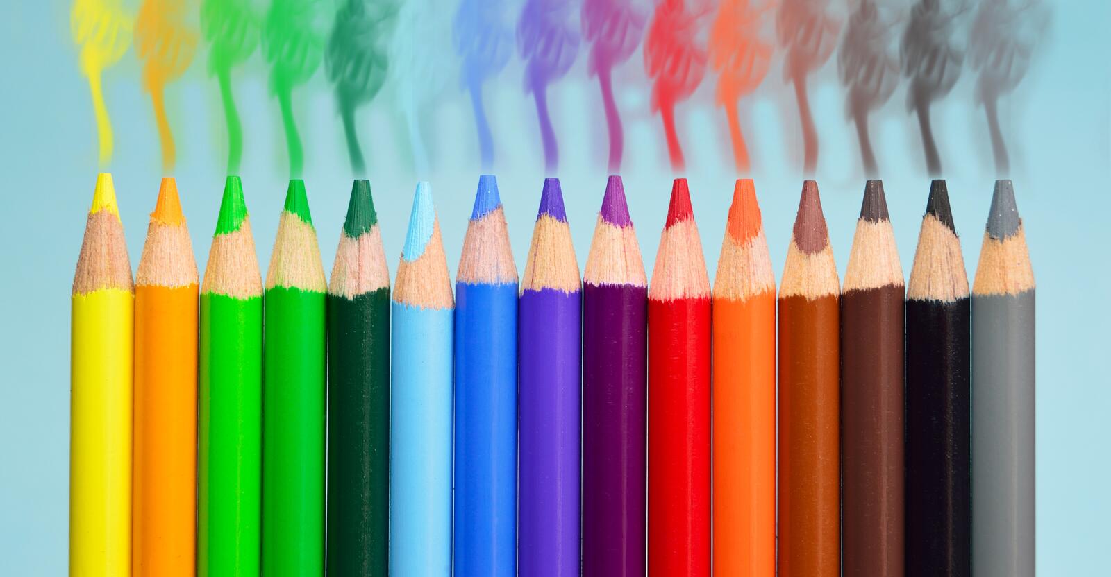 Бесплатное фото Цветные карандаши