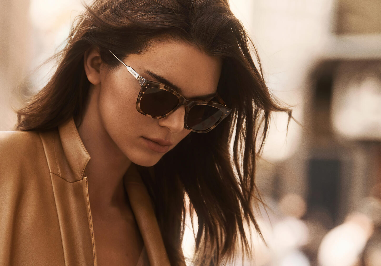 Free photo Kendall Jenner in sunglasses