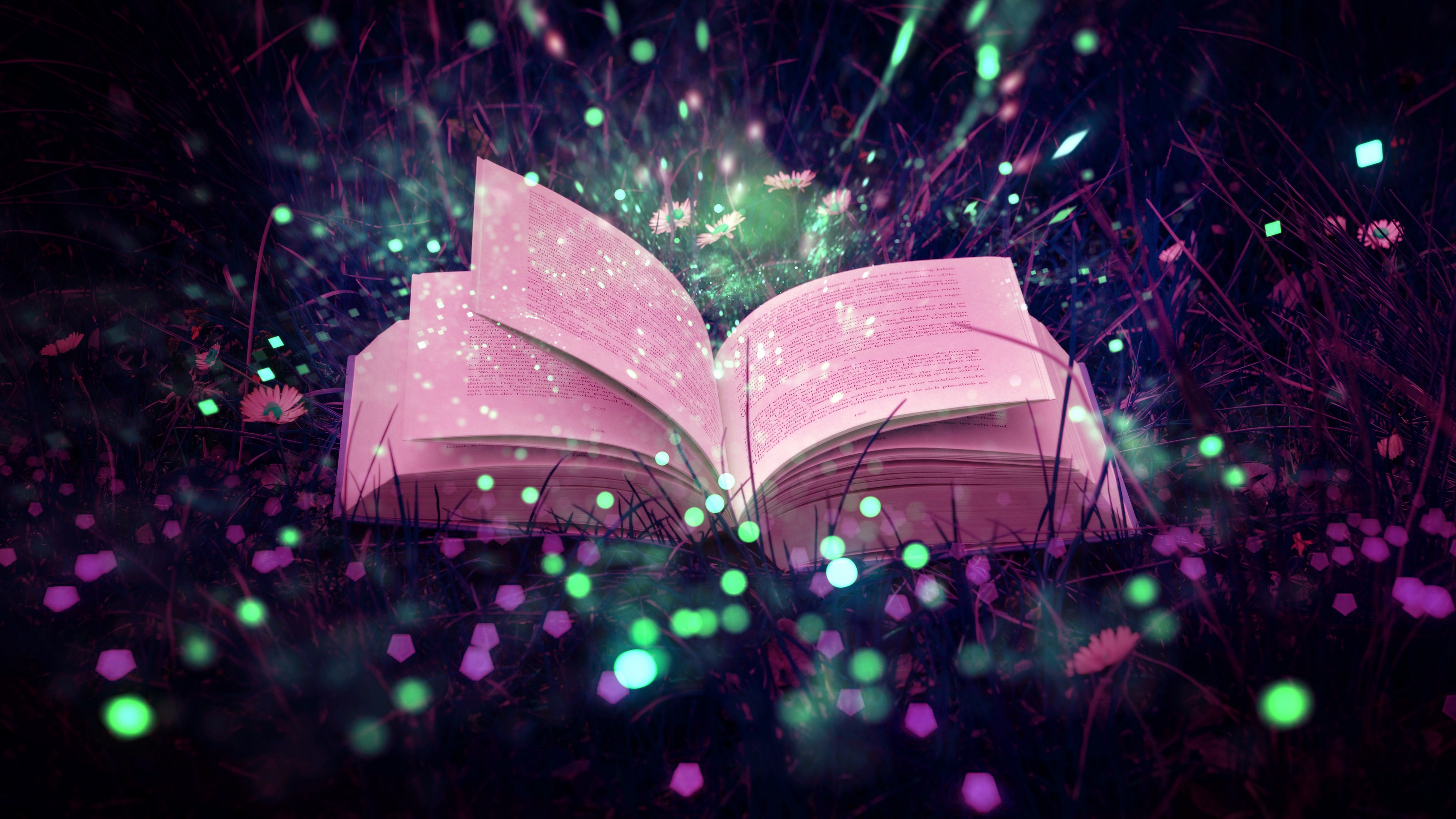 Бесплатное фото Волшебная книга в траве с полевыми цветами