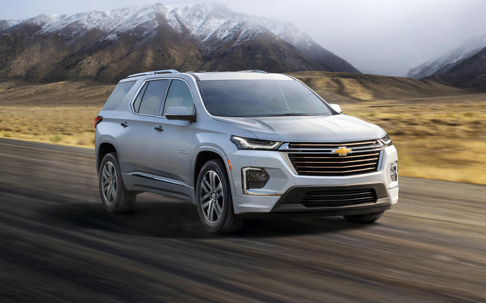 Free photo Silver luxury SUV from Chevrolet