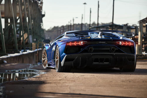 Lamborghini Aventador SVJ blue