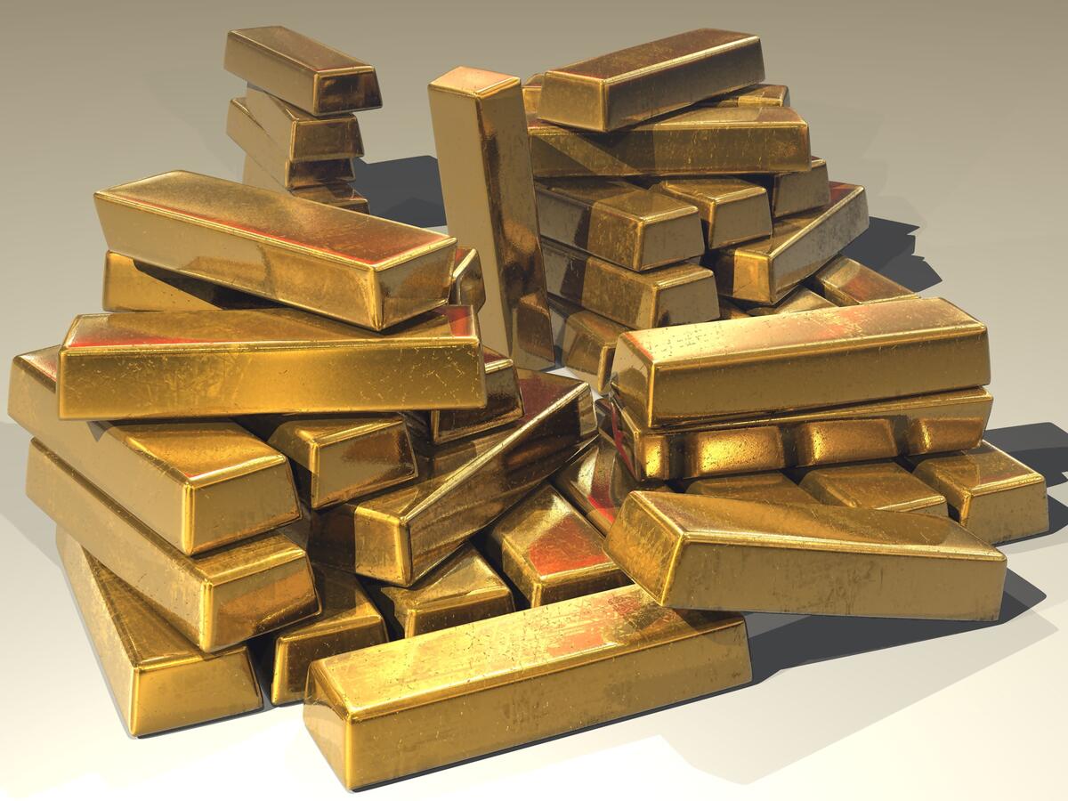 A mountain of gold bullion