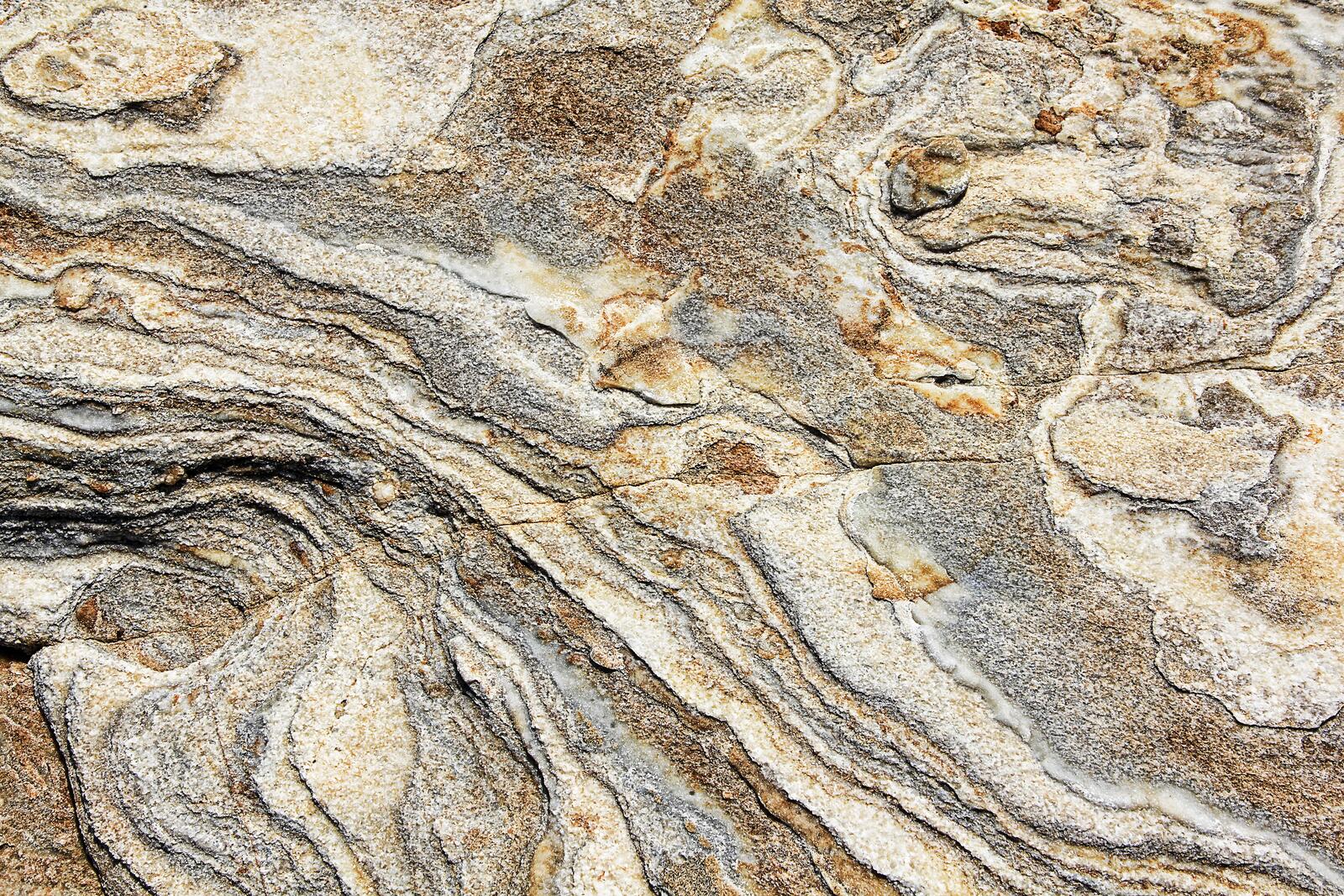 Структура каменистой породы сформированная за сотни лет