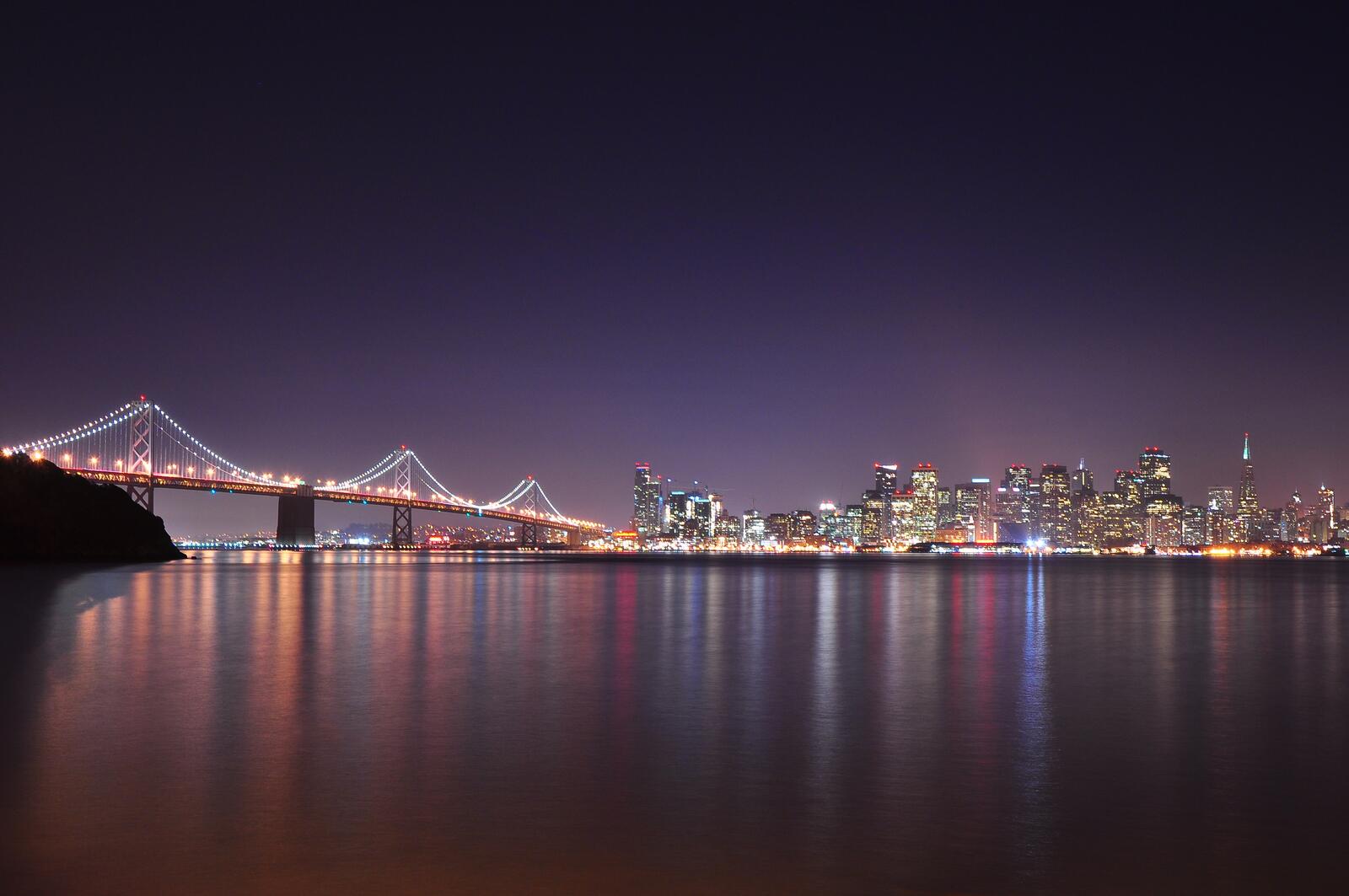 Free photo Illuminated Night Bridge in San Francisco