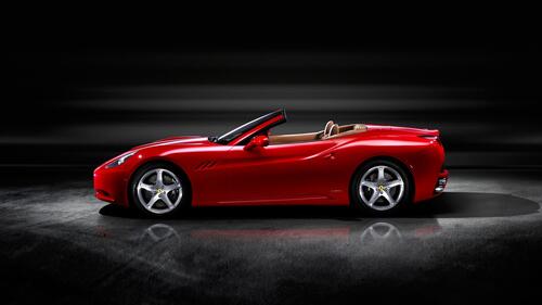 Ferrari California side view