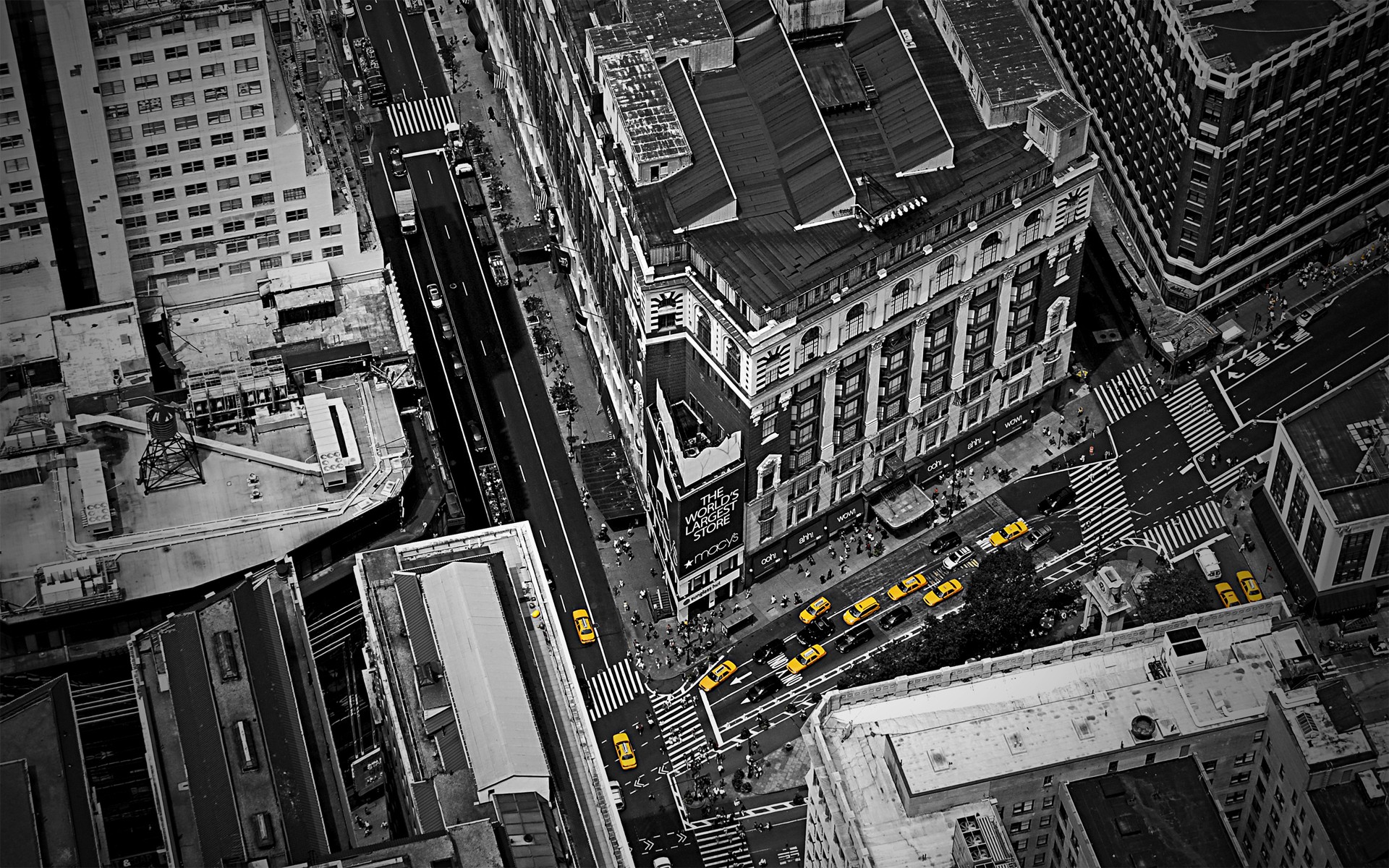 免费照片从高处俯瞰城市十字路口
