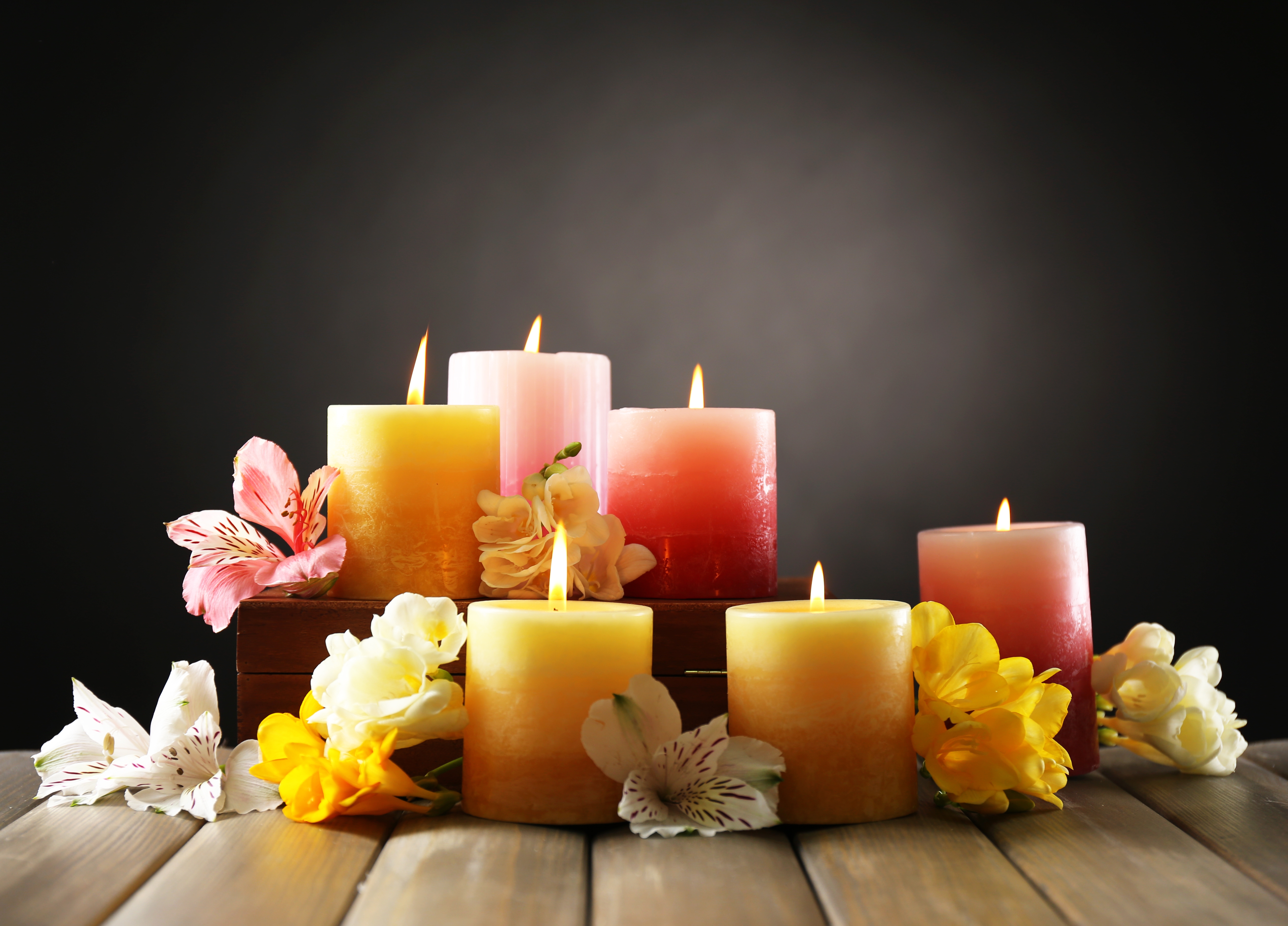 Обои обои свечи цветы пламя на рабочий стол