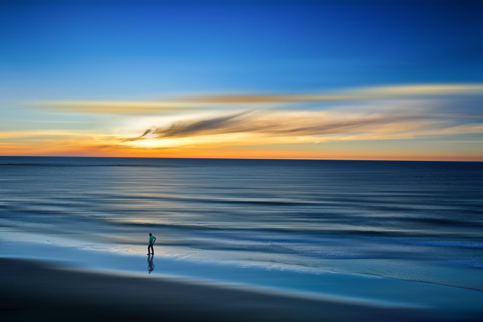 Бесплатное фото Красивый пейзаж на море во время заката