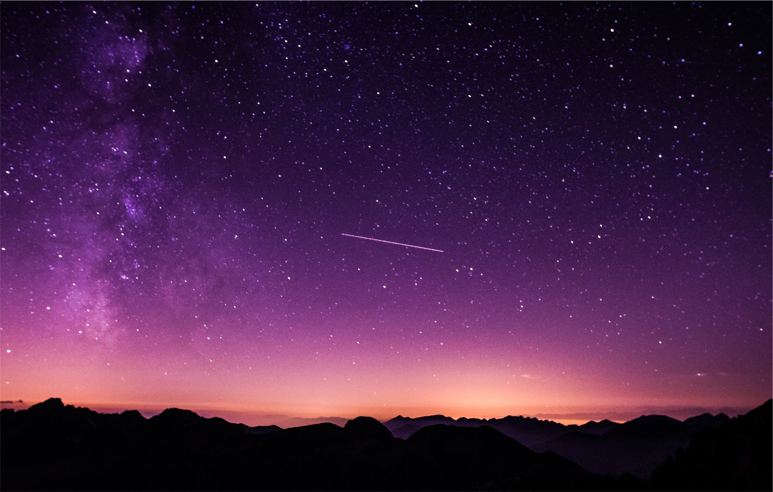 Free photo Shooting star in the starry sky