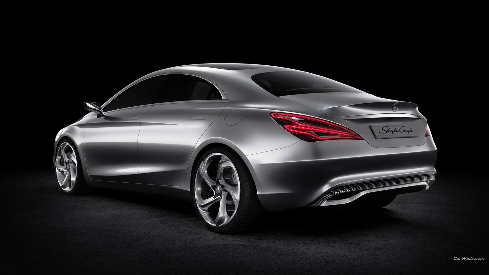 Free photo Mercedes Style Coupe rear view