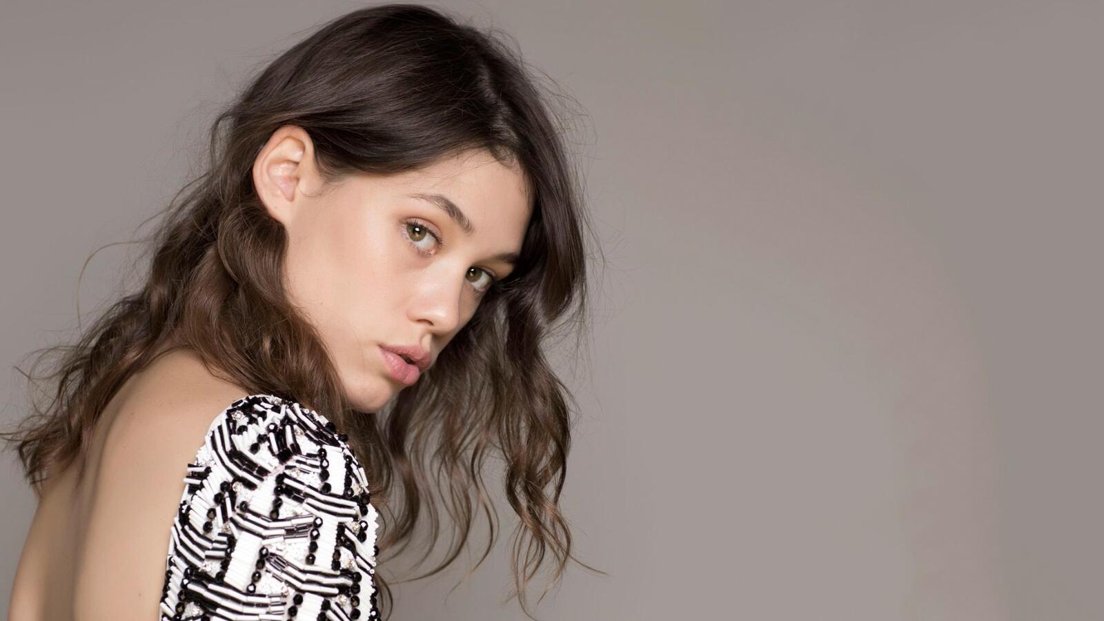 Free photo Selfies of actress Astrid Berges-Frisbey.