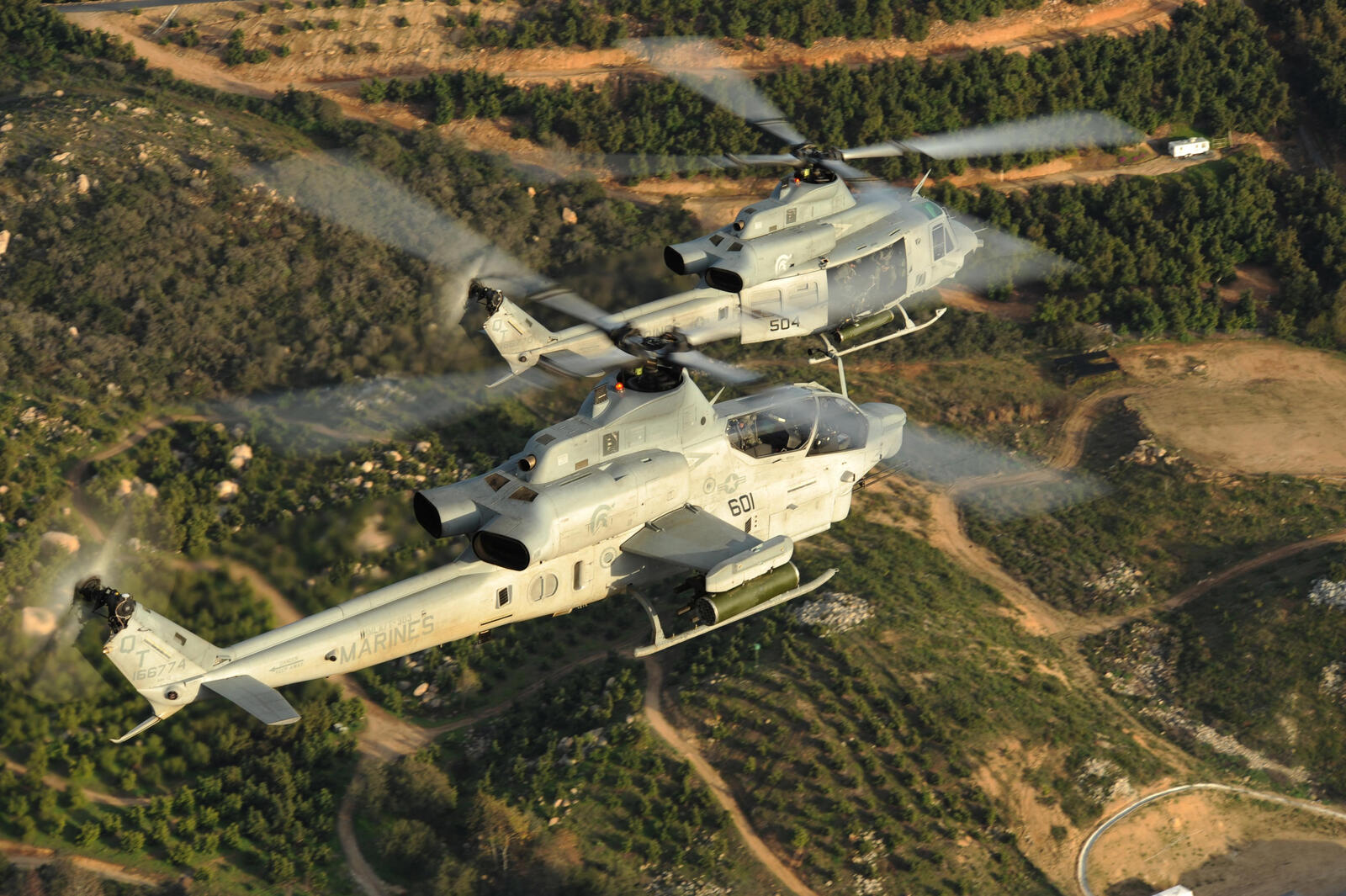 Бесплатное фото Два вертолета сша