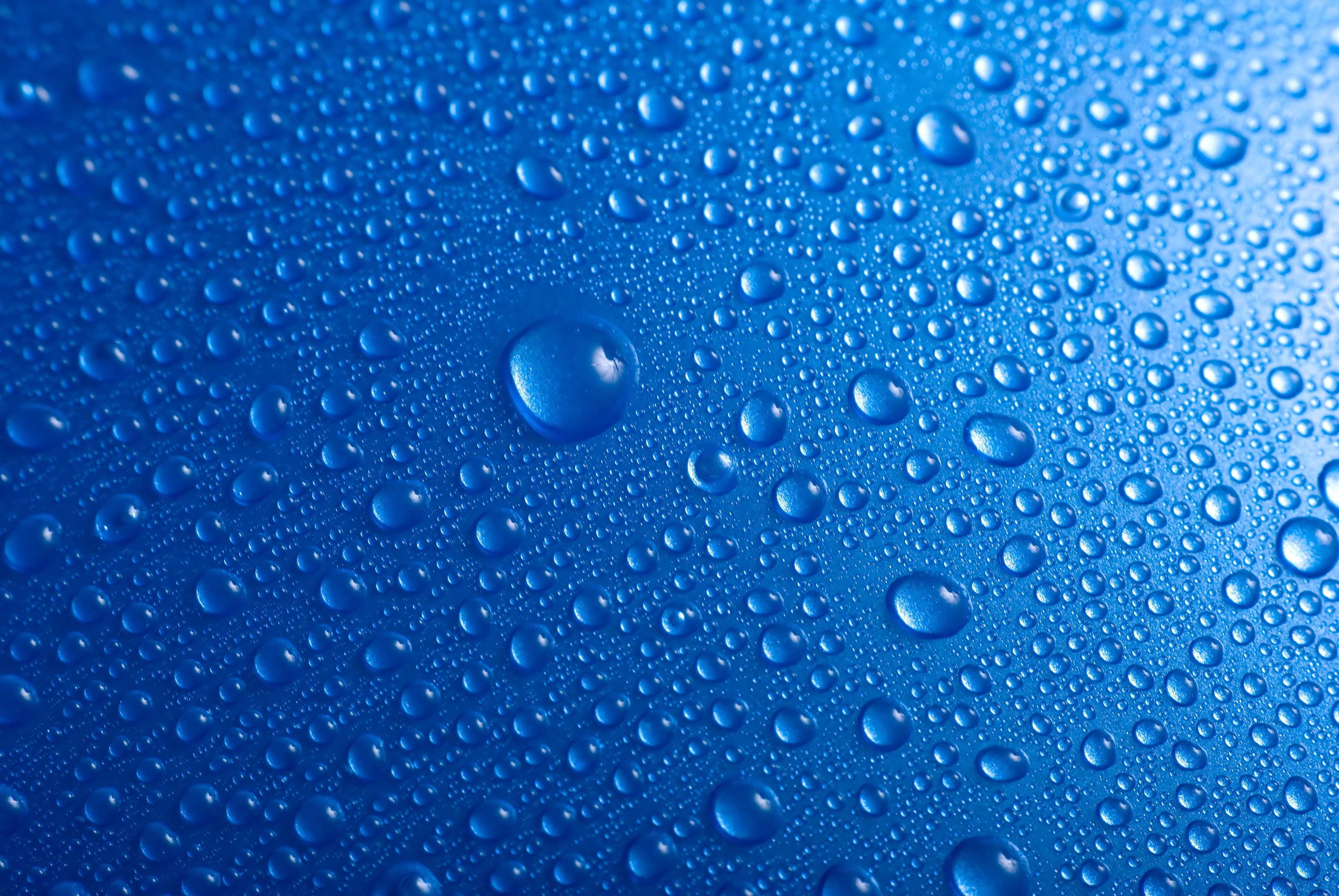 Wallpapers water drops of water blue on the desktop