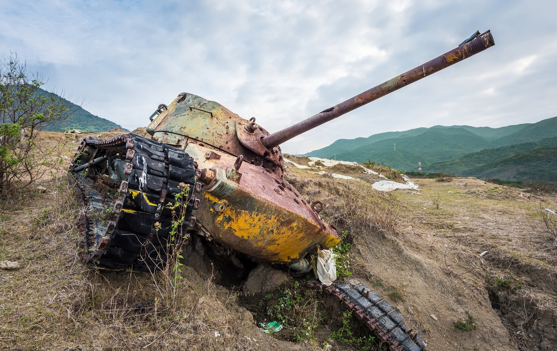 An antique blown up tank from the war