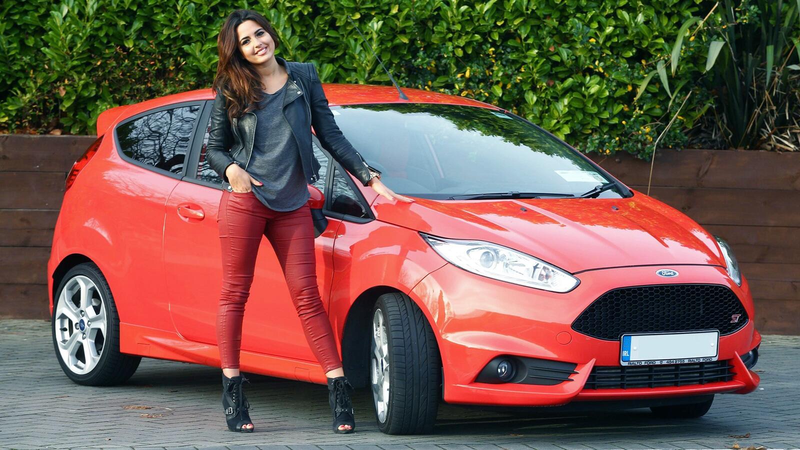 Wallpapers Ford high heels red cars on the desktop