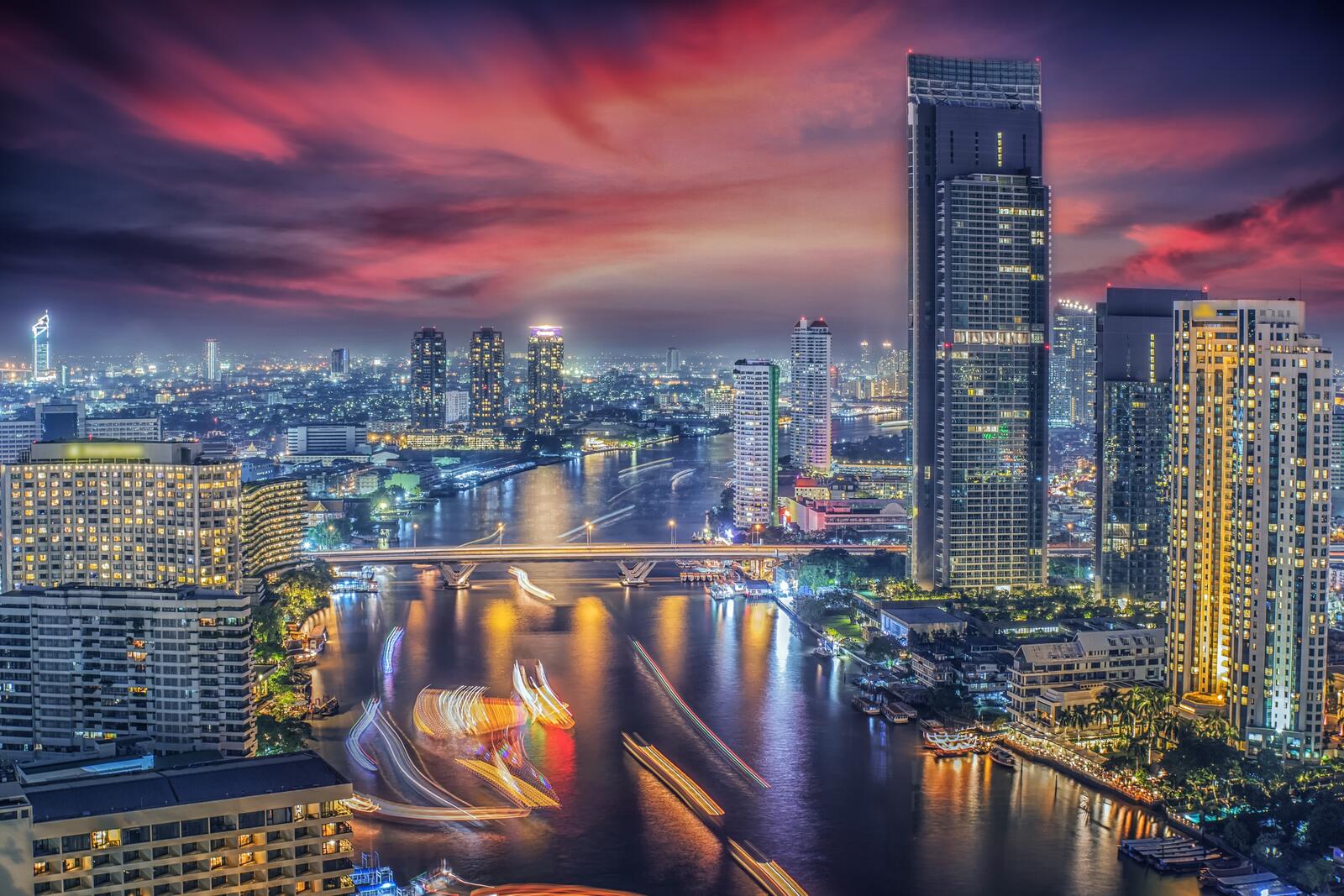 Бесплатное фото Красивая ночь в Таиланде